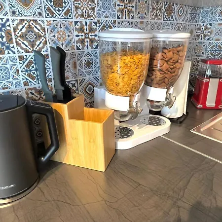 Im Stadtzentrum Mit W-lan Sweet Apartmán *